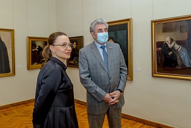 Русский музей привез в Оренбург уникальную выставку